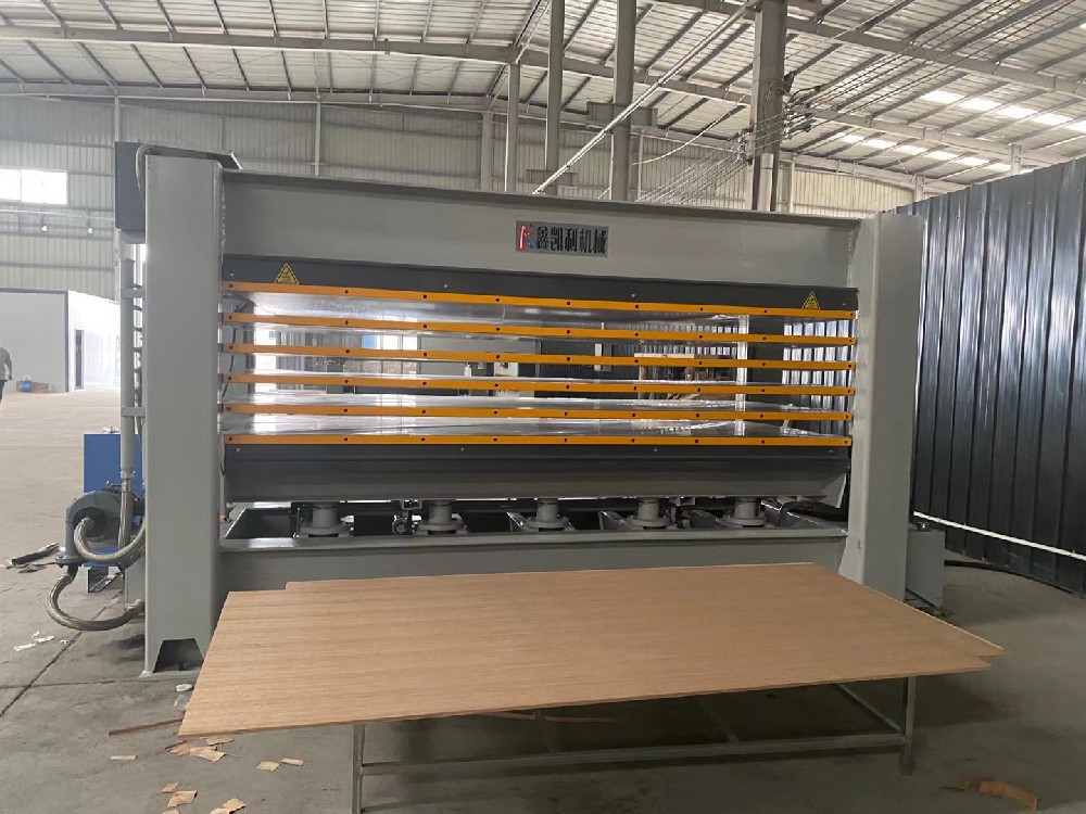 熱壓機冬天的使用事項以及保養(yǎng)應該注意哪些方面